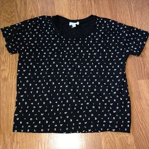 FOREVER 21: “LOVE" T Shirt